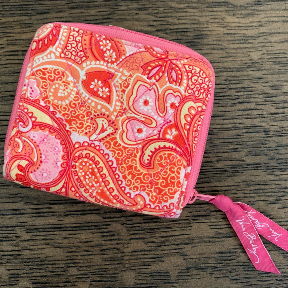 Vera Bradley Mini Zip Bifold Wallet - retired sherbet pattern